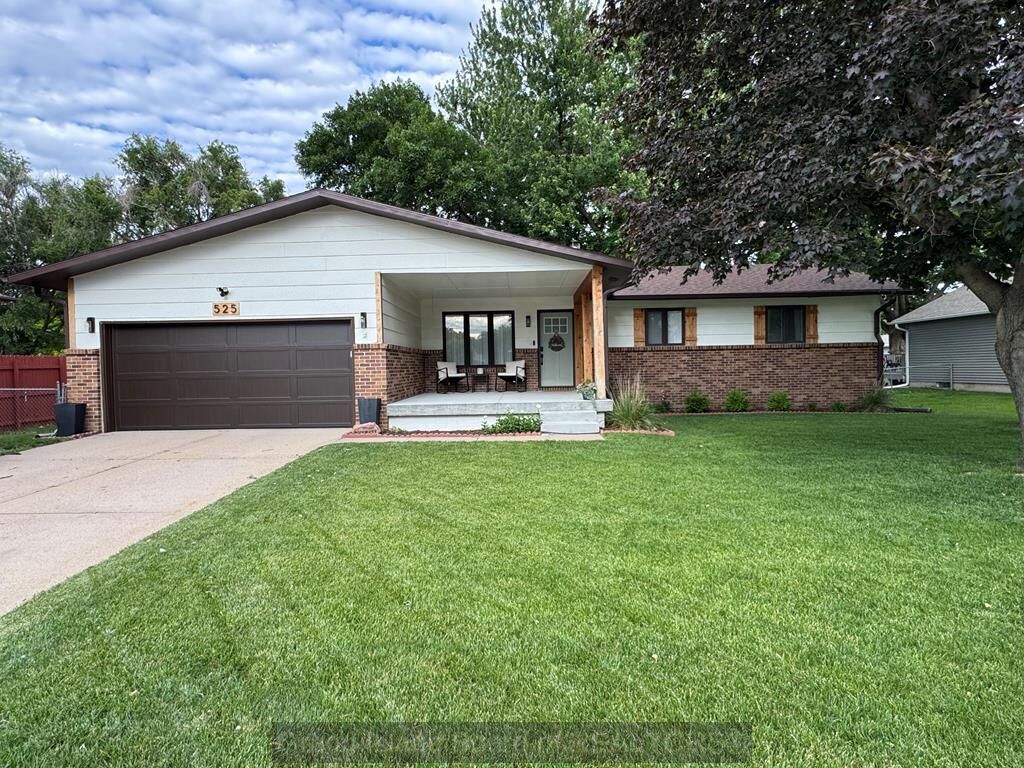 Property Photo: 525 Kennedy Drive NE 68803