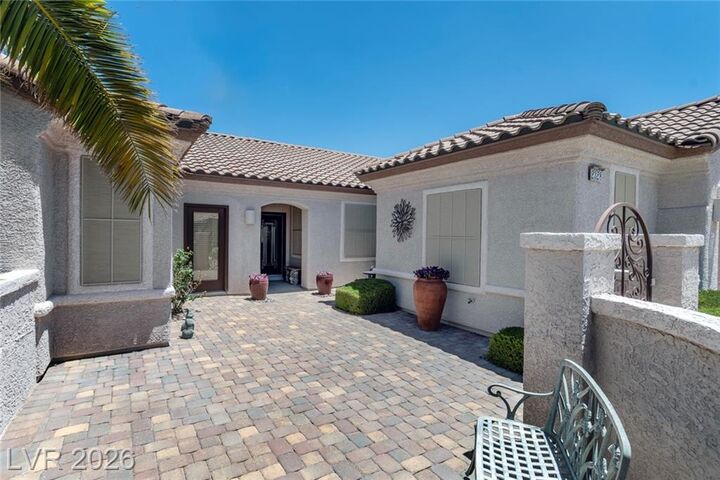 Property Photo: 2328 Hardin Ridge Drive Drive NV 89052