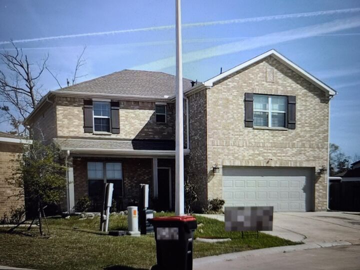 Property Photo: 14499 Sunny Bend Way TX 77303