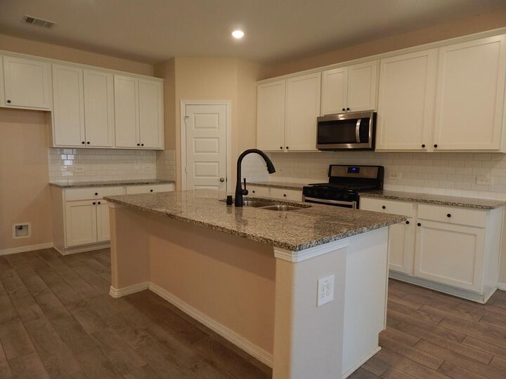 Property Photo:  14499 Sunny Bend Way  TX 77303 