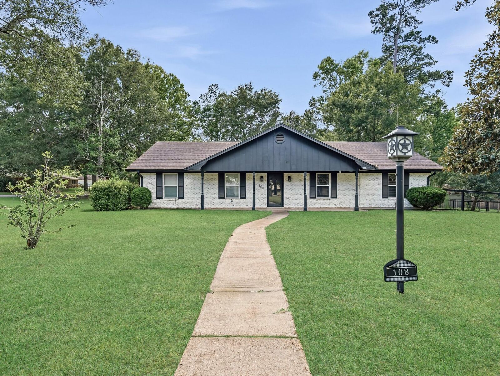 Property Photo: 108 Timberlane Drive TX 77656