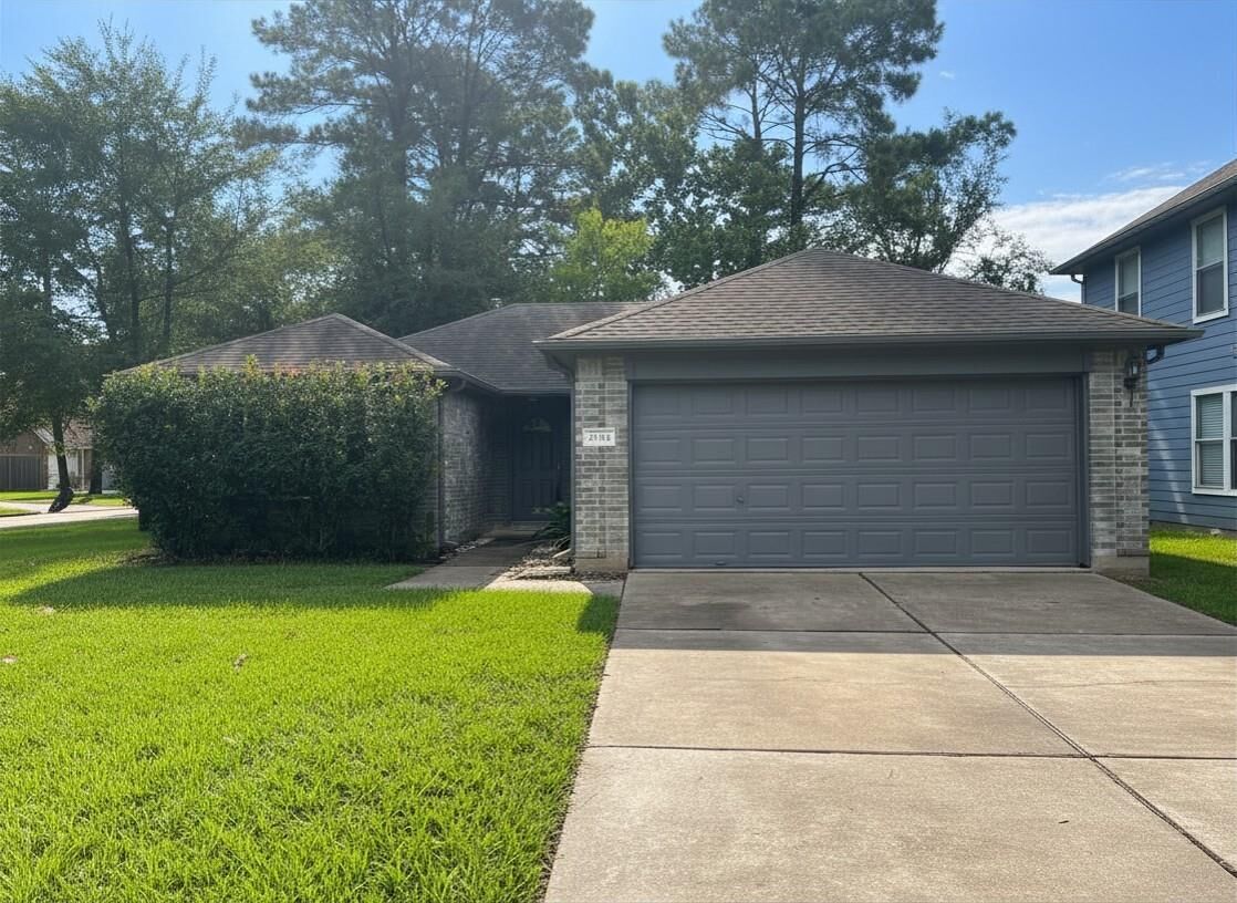 Property Photo:  25314 Laurel Green Street  TX 77373 