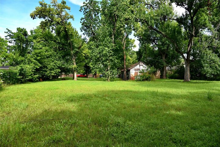 Property Photo: 4518 Wayne Street TX 77026