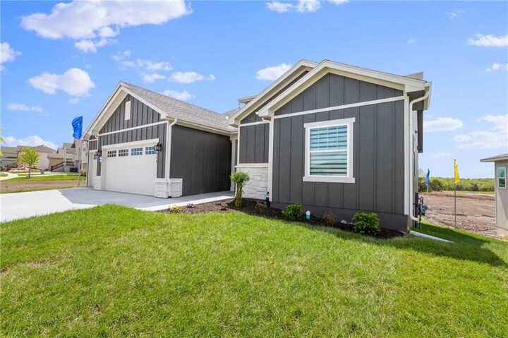 Property Photo: 1386 N 163rd Court KS 66007