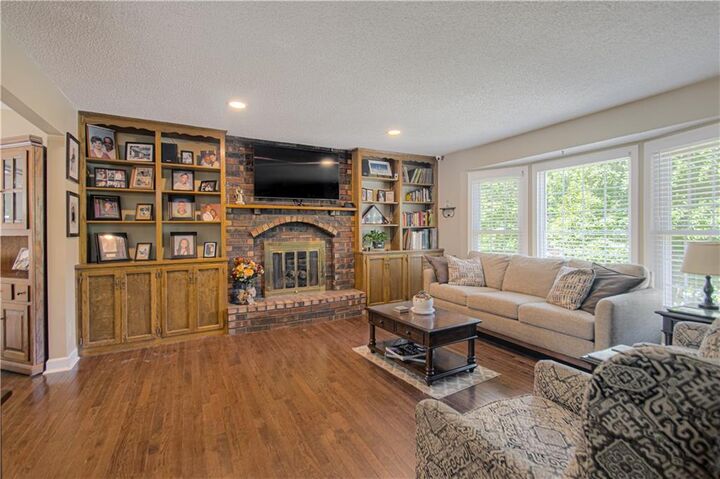 Property Photo: 204 S Brittany Drive KS 66061