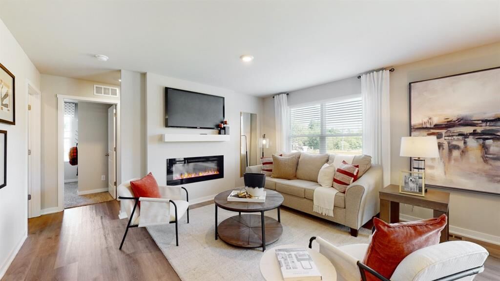 Property Photo: 2111 Creek View Lane MO 64083