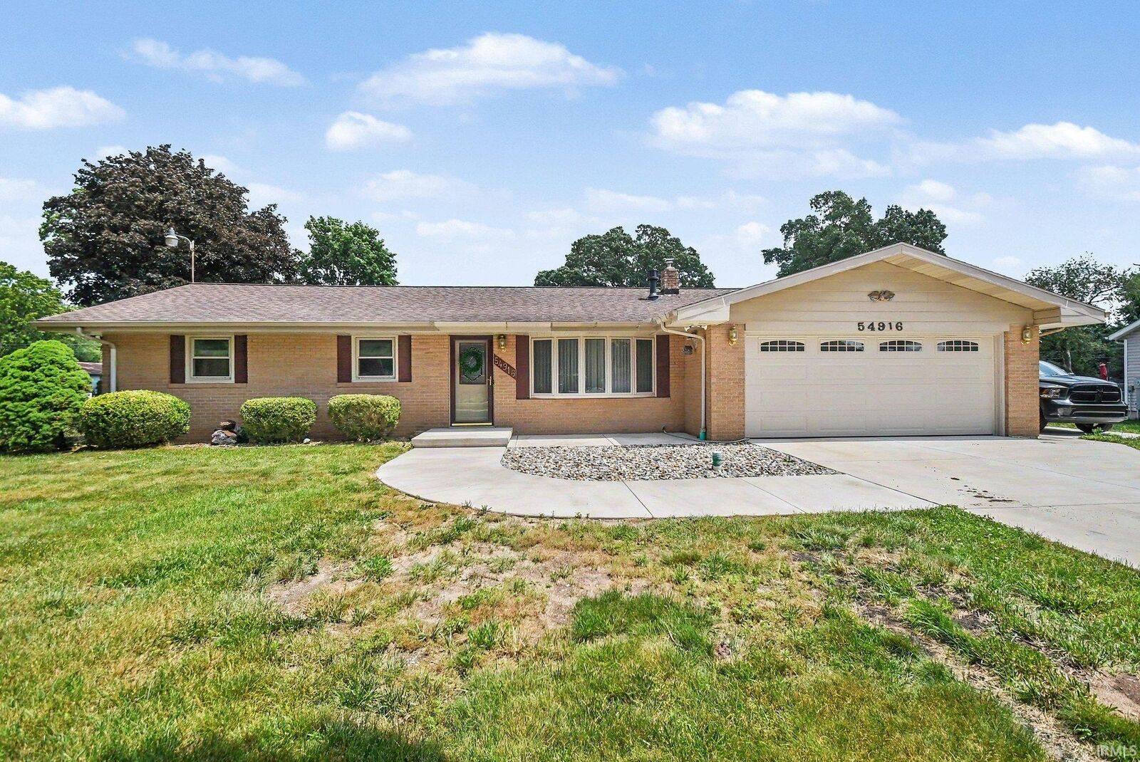 Property Photo:  54916 Heritage Road  IN 46514-1209 