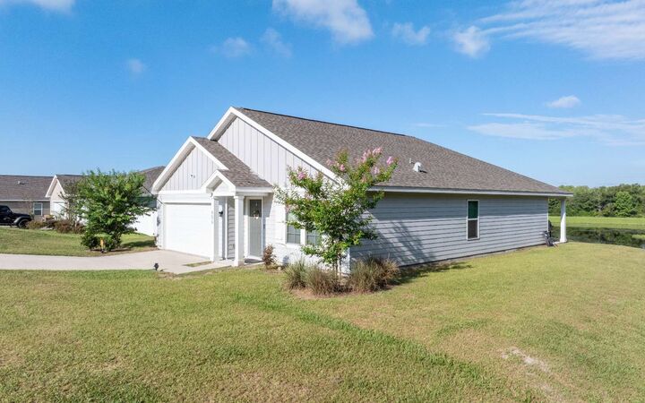 Property Photo: