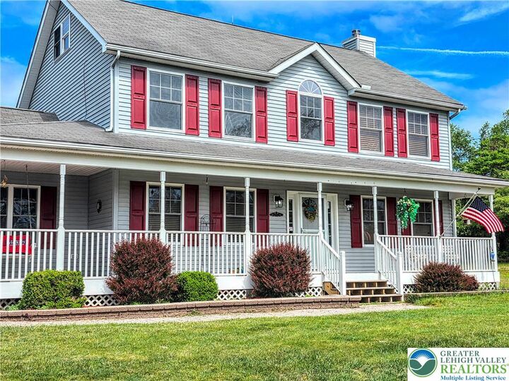 Property Photo: 450 Patten Circle PA 18210