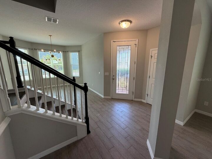 Property Photo:  5251 Villa Rosa Avenue  FL 34771 