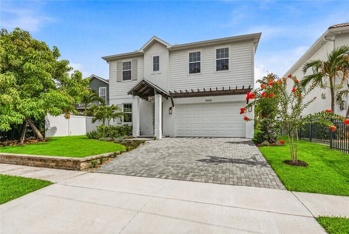 Property Photo:  3905 W Tacon Street  FL 33629 