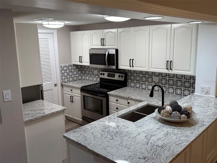 Property Photo: 36750 US Highway 19 N 9-303 FL 34684