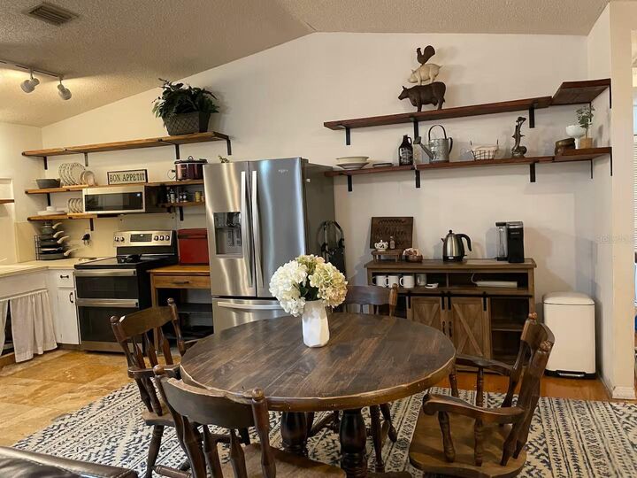 Property Photo:  2107 Grove Valley Avenue  FL 34683 