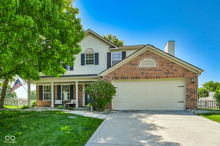 Property Photo:  1213 Barrington Drive  IN 46143 
