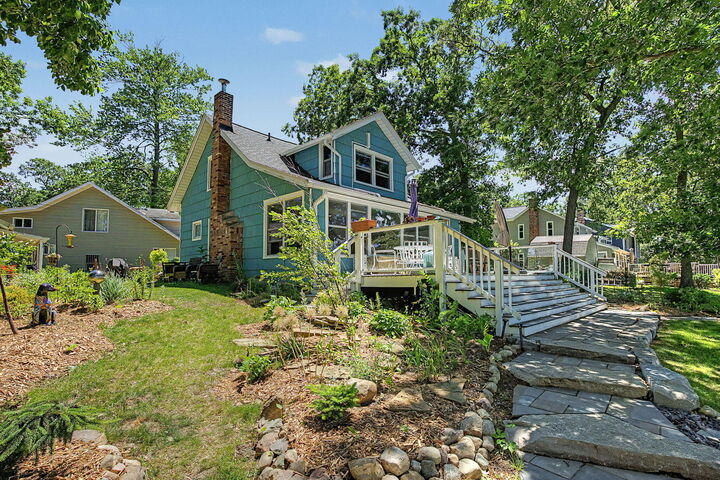 Property Photo: 8565 Oakwood Court MI 49201