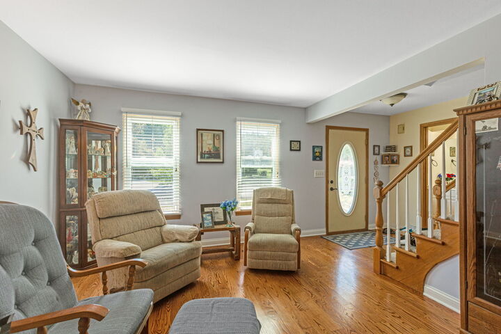 Property Photo: 1898 McRae Lane IL 60060