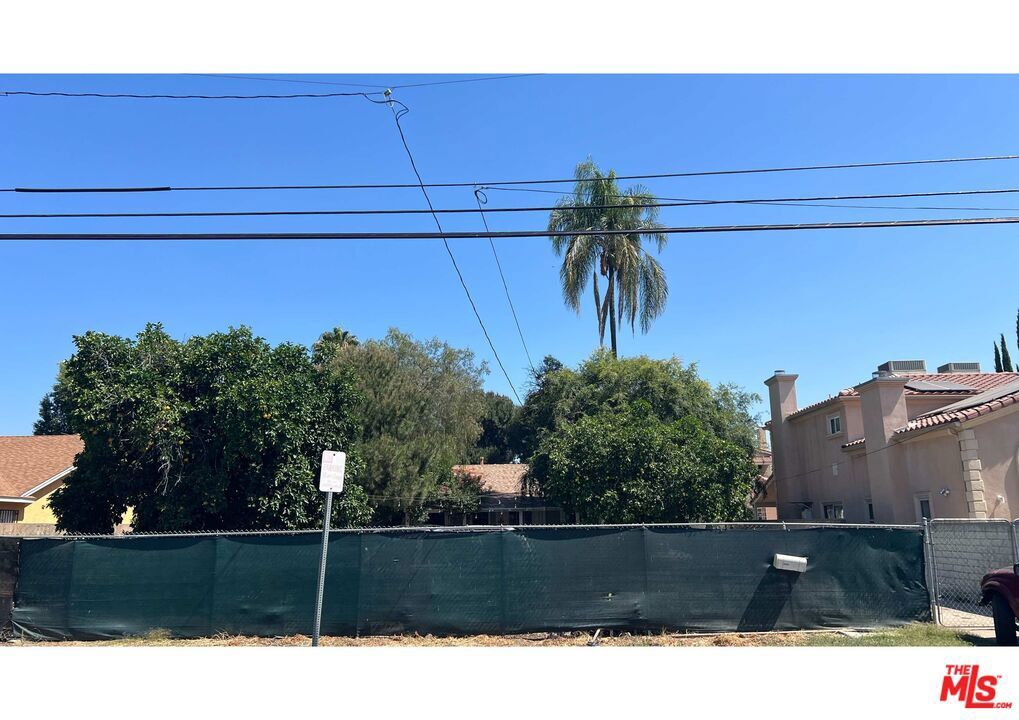 Property Photo:  15147 Vose Street  CA 91405 