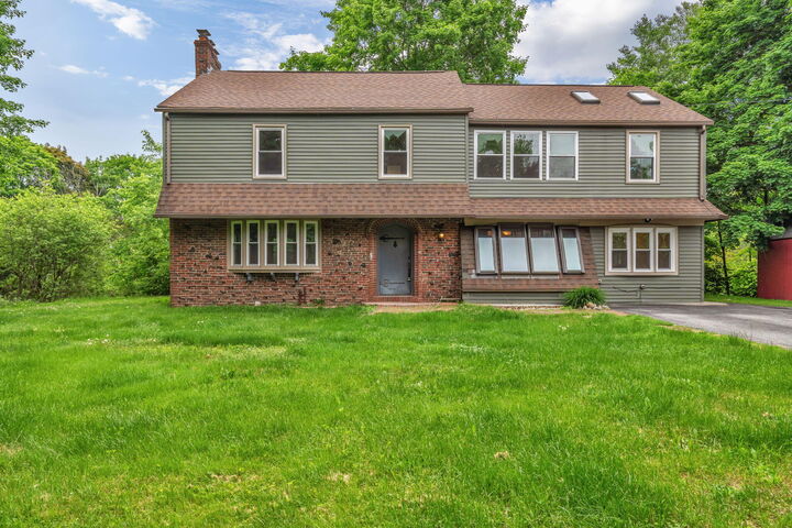 Property Photo:  39 Manning Avenue  ME 04240 