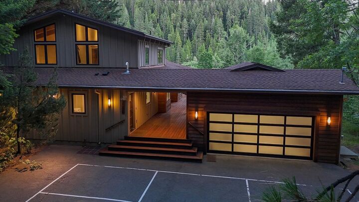 Property Photo:  939 Moran Road  CA 95223 