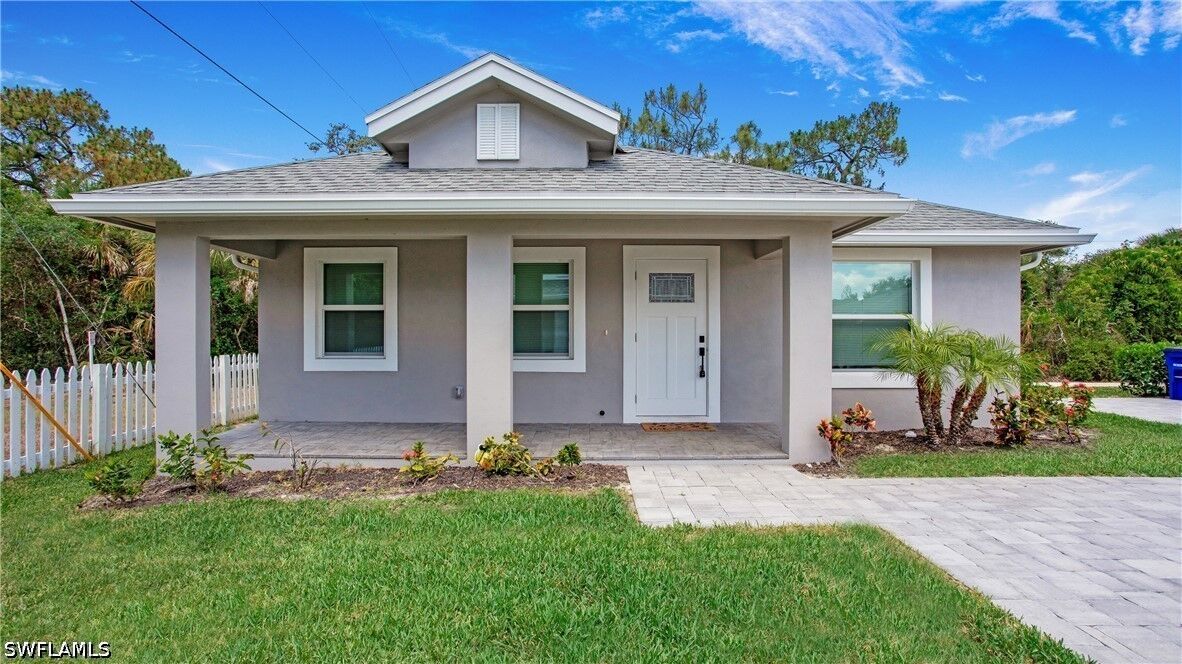 Property Photo:  27302 Dortch Avenue 304  FL 34135 