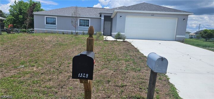 Property Photo: 1329 NE 19th Street FL 33909