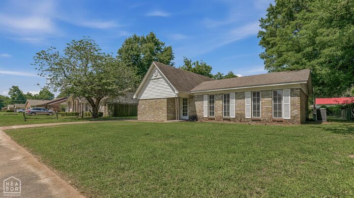 Property Photo:  1109 Leawood Street  AR 72315 