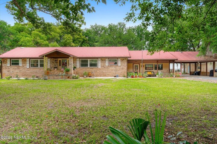Property Photo:  500 Walnut Street  FL 32193 