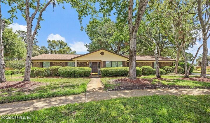Property Photo: 1728 Alder Drive FL 32073