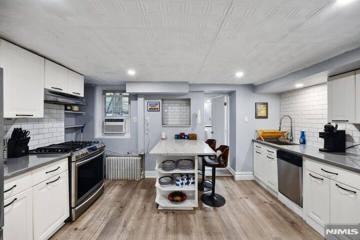 Property Photo: 812 Garden Street 1 NJ 07030