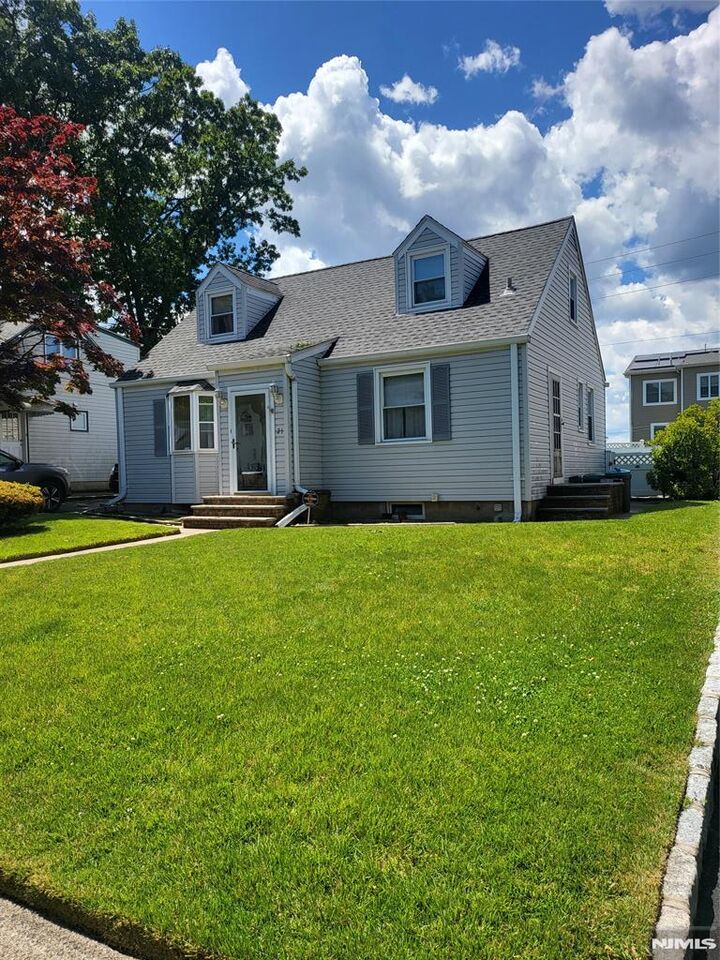 Property Photo:  21 Woodland Drive  NJ 07604 