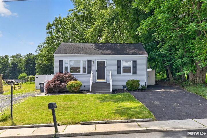 Property Photo: 318 Greenwich Street NJ 08886