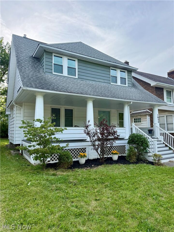 Property Photo:  1650 Elbur Avenue  OH 44107 