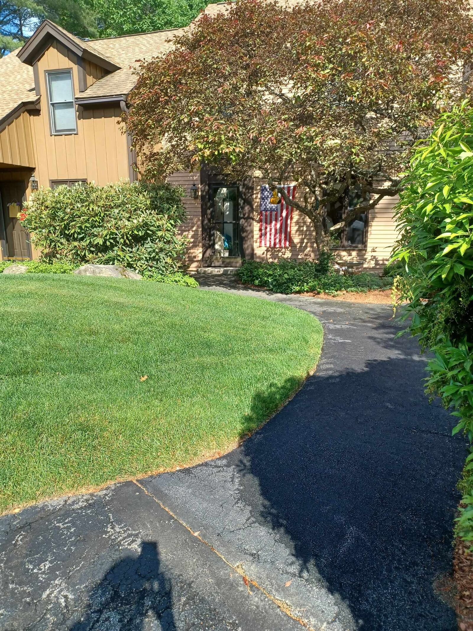 Property Photo:  15 Quarry Circle  NH 03055 