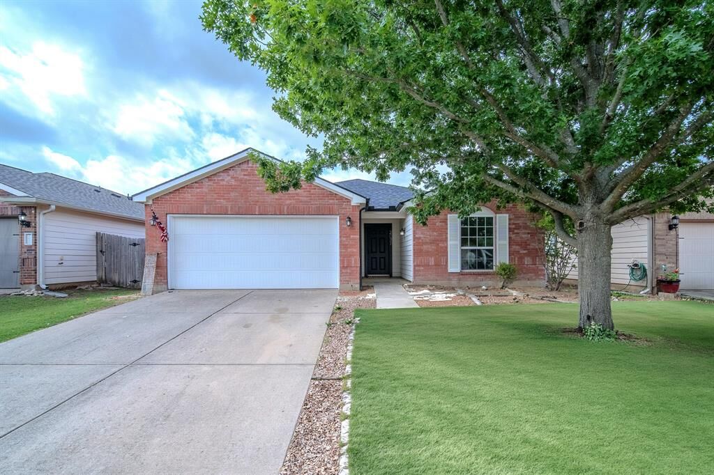 Property Photo:  2037 Cedar Trail  TX 75409 
