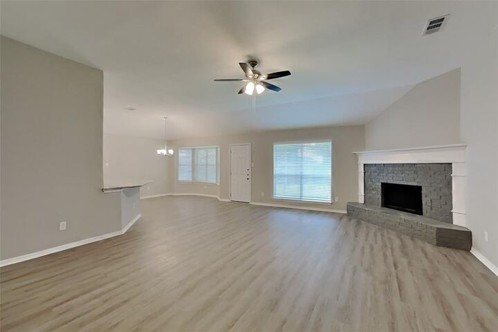 Property Photo: 821 Willow Court TX 76179