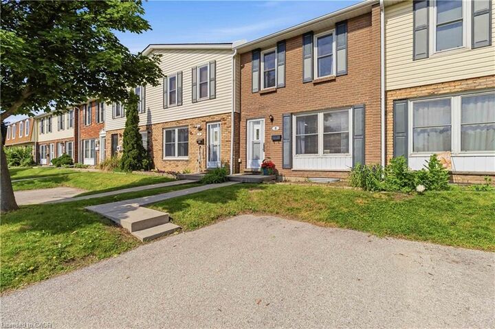 Property Photo:  596 Grey Street 8  ON N3S 4Y1 