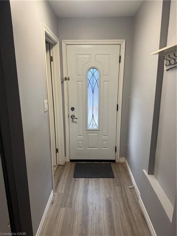 Property Photo:  61 Waterloo Drive  ON N2H 3V1 