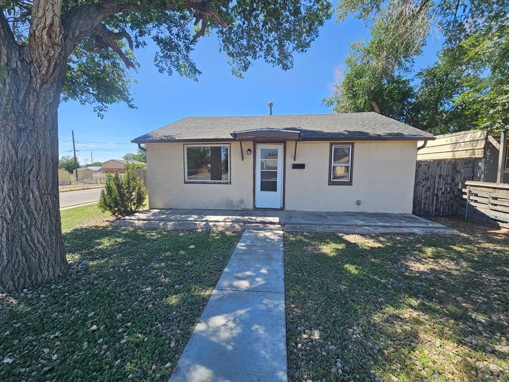 Property Photo: 2400 15th St CO 81003