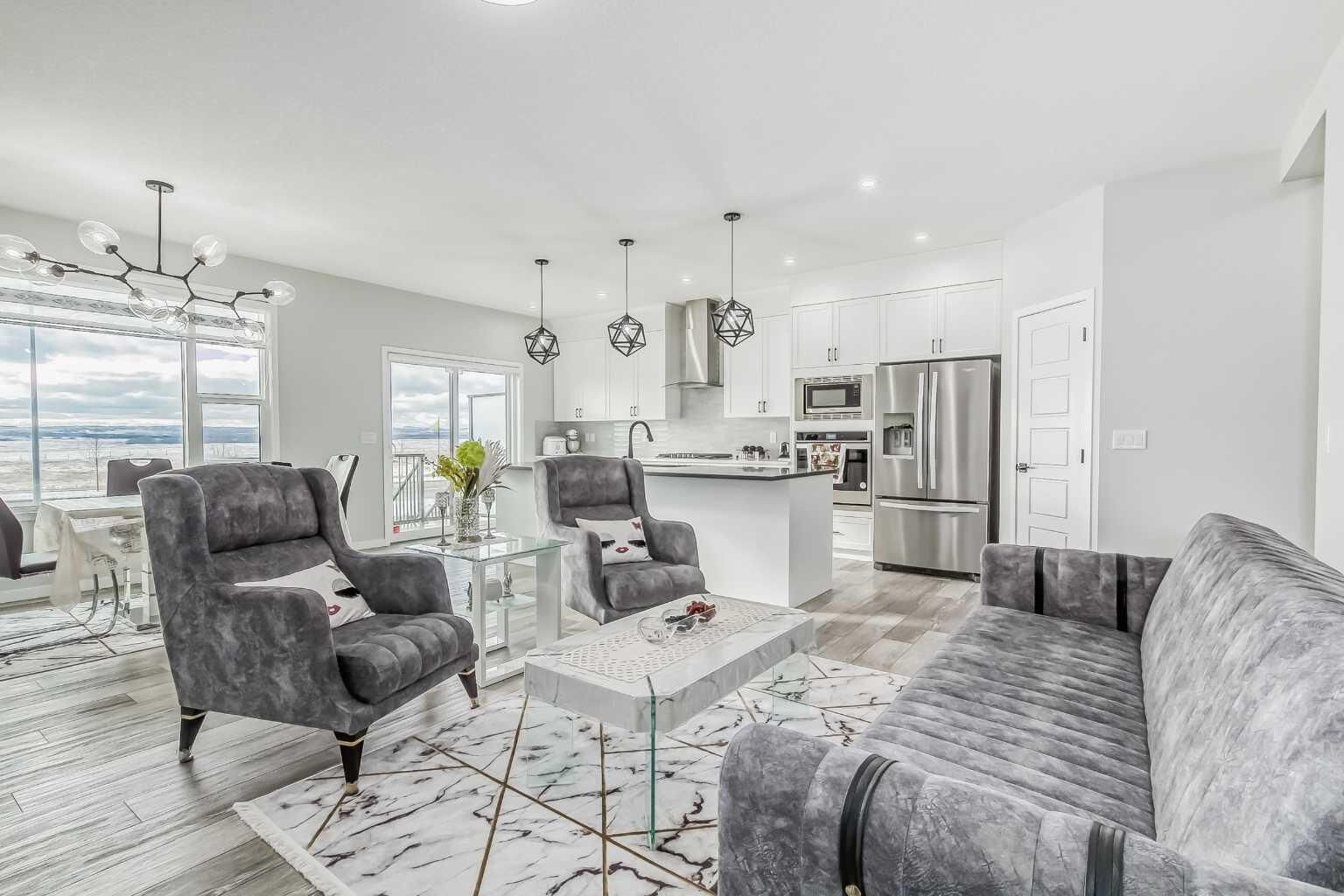 Property Photo:  612 Seton Circle SE  AB T3M 3G8 