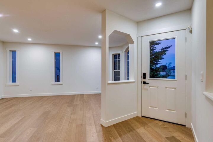 Property Photo: 16 Simcrest Point SW AB T3H 4K1