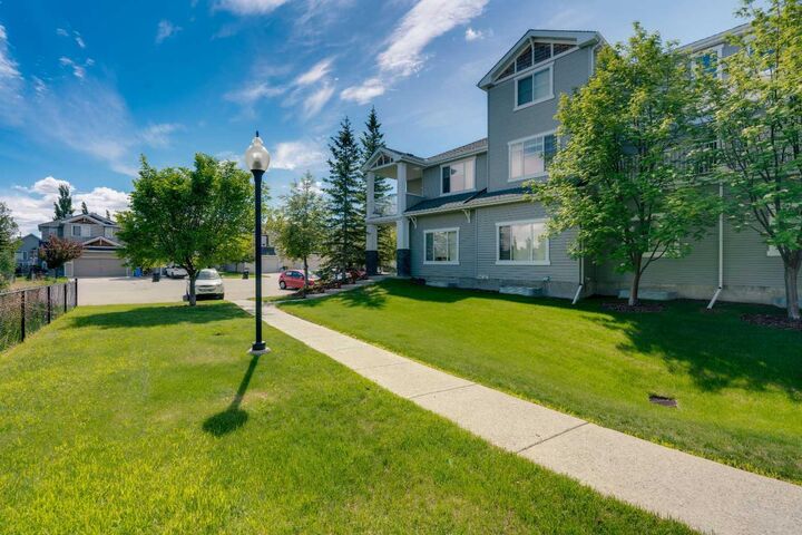 Property Photo:  281 Cougar Ridge Drive SW 1306  AB T3H 0J3 