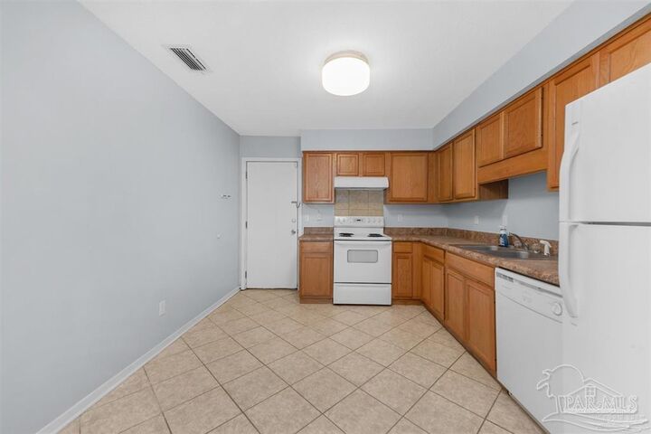 Property Photo:  10140 Guidy Ln  FL 32514 