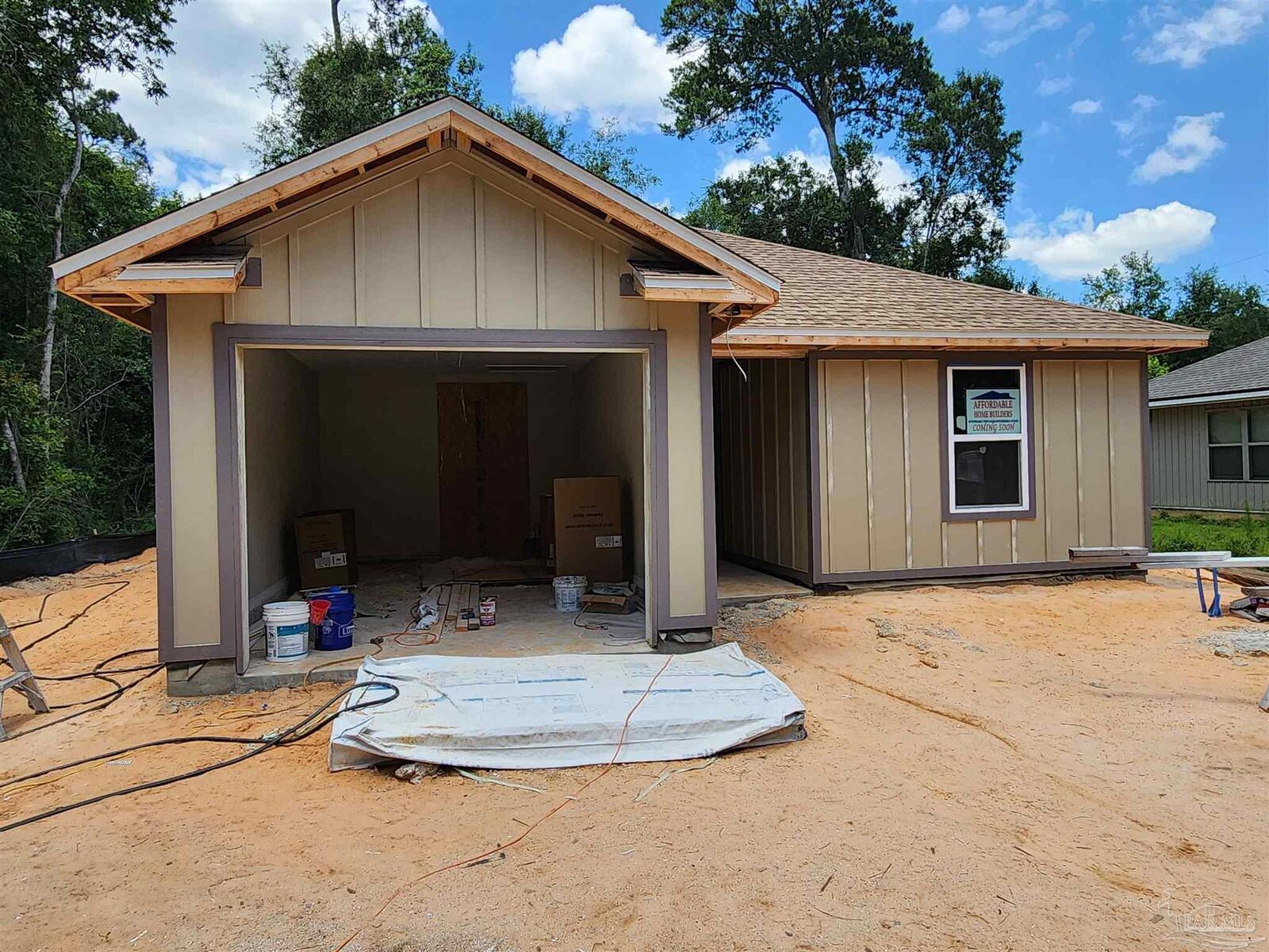 Property Photo: 6692 Jasmine St FL 32570