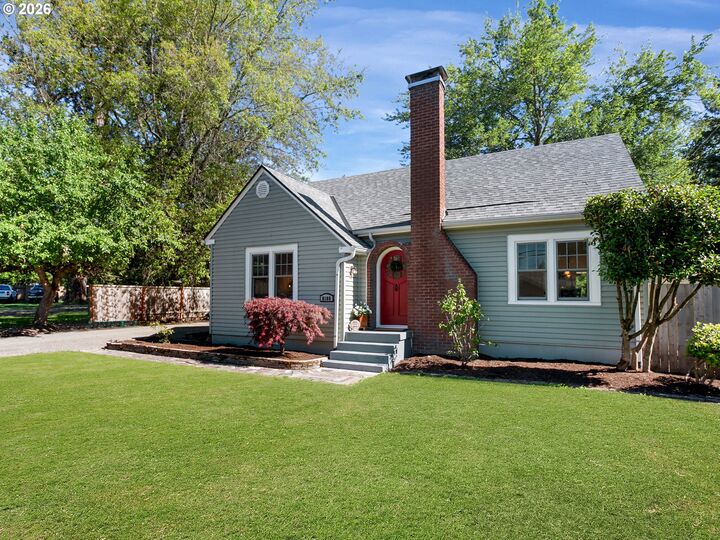 Property Photo: 8100 SW Locust St OR 97223