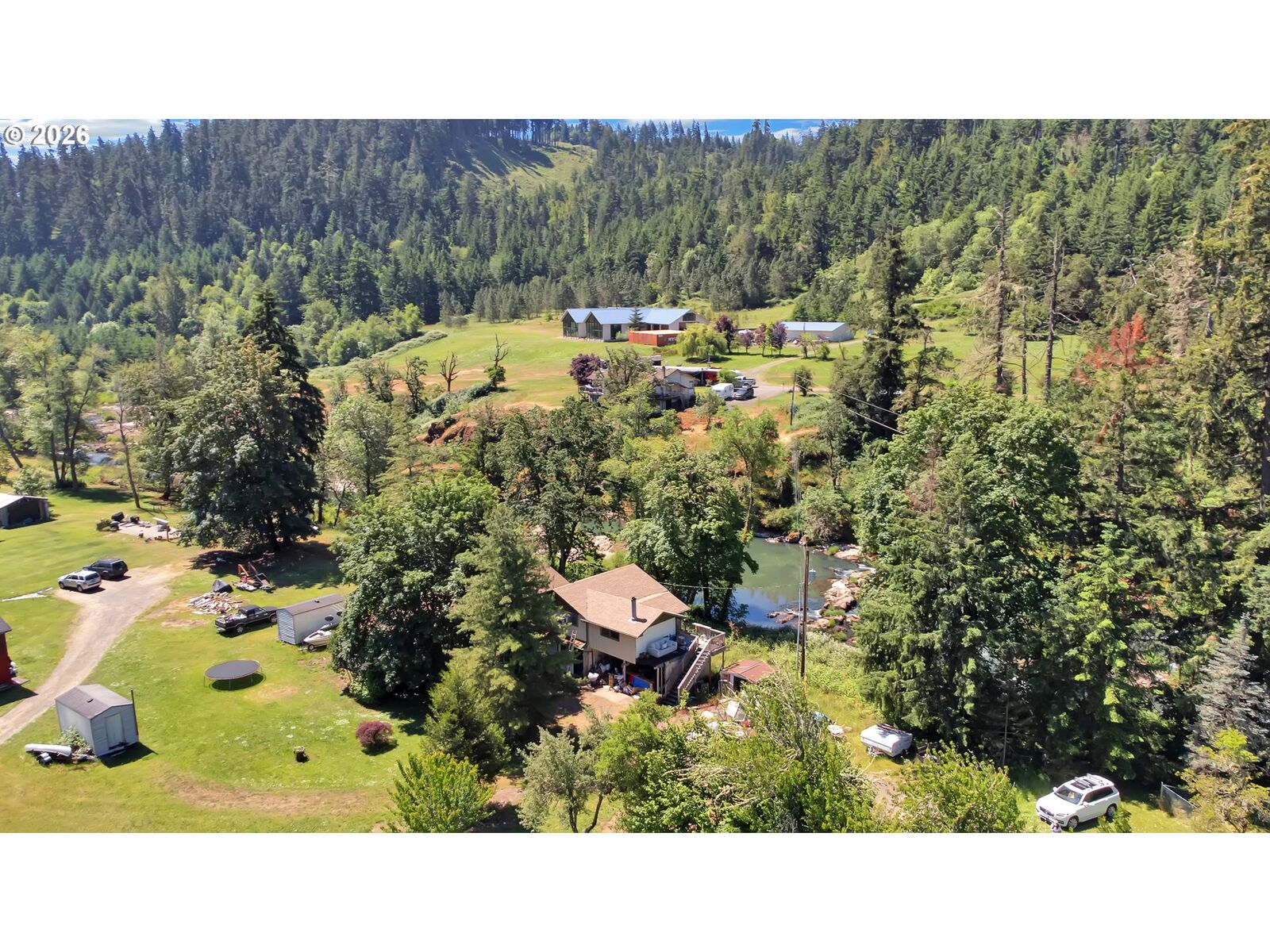 Property Photo: 34558 Row River Rd OR 97424