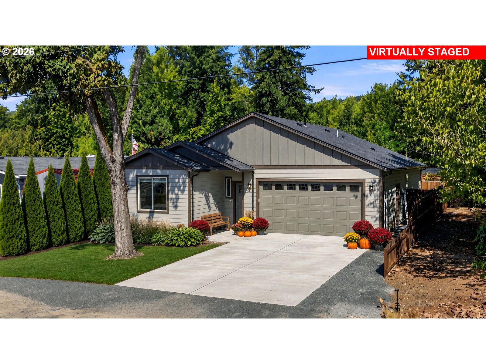 Property Photo: 5550 Quince St OR 97386