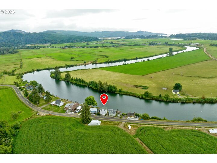 Property Photo:  16245 McDonald Rd  OR 97131 