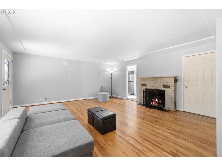 Property Photo: 8506 SE Mill St OR 97216