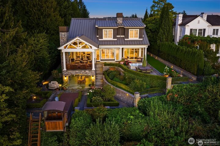 Property Photo: 2409 Evergreen Point Road WA 98039