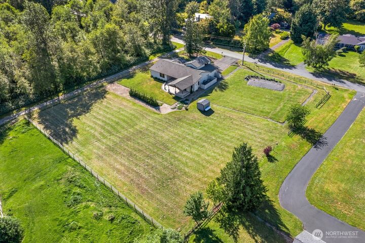 Property Photo:  35945 SE 49th Street  WA 98024 